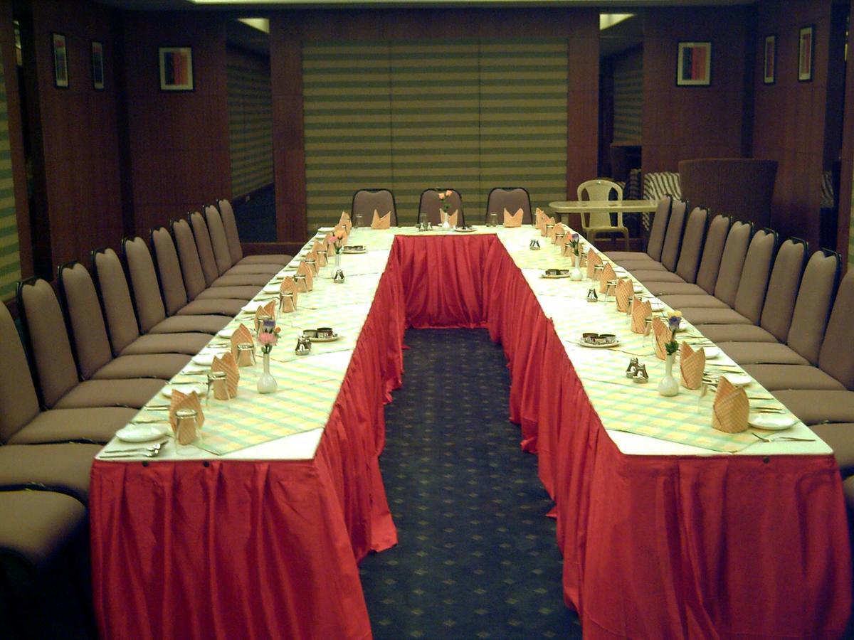 Hotel Parsons Court Dindigul Exterior photo